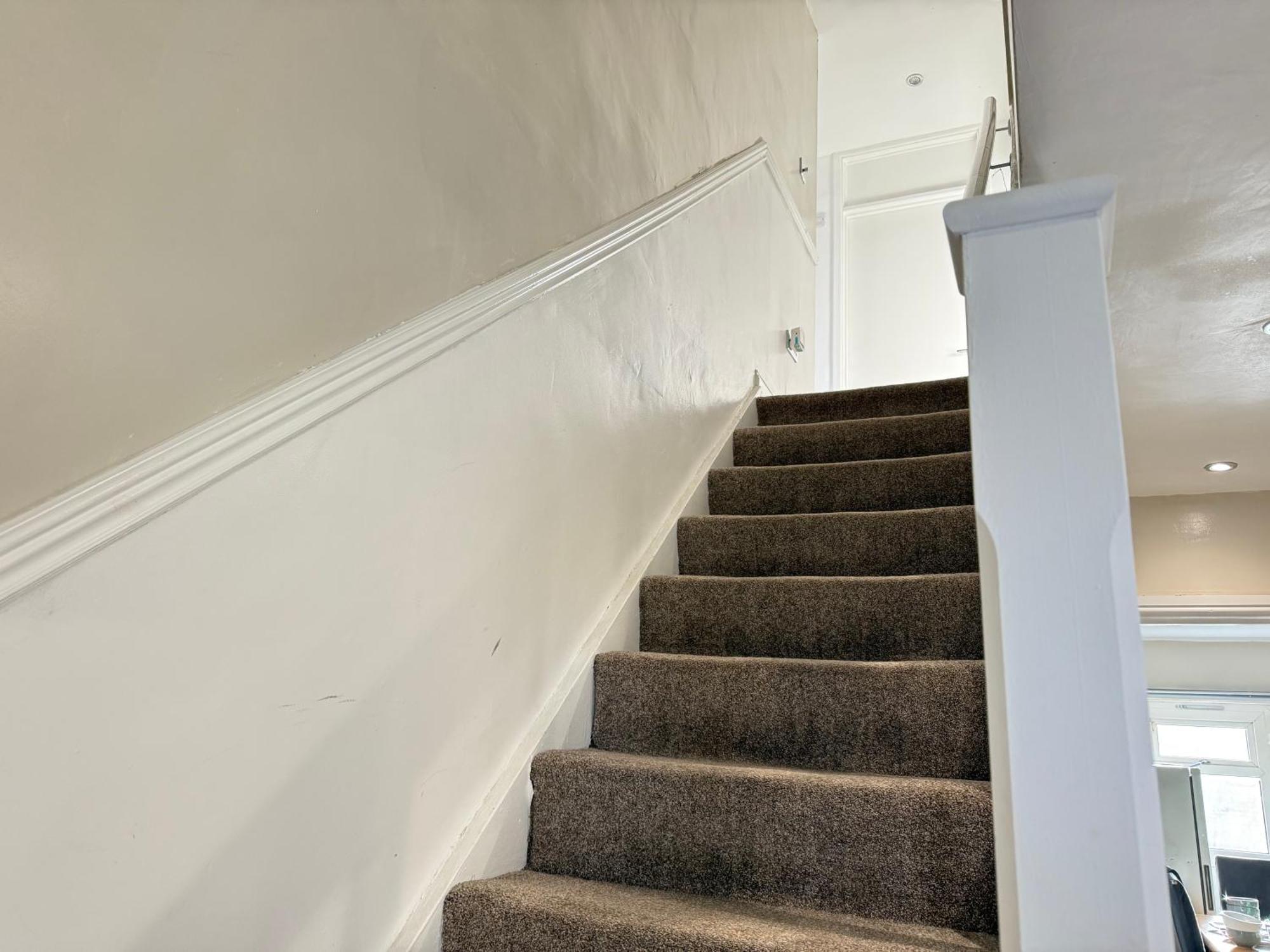 5 Bed Town House Within City Centre And Sleeps Up To 11 With Sky And Netflix Birmingham Exterior photo
